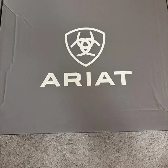 Mens ARIAT boots - Picture 8 of 8